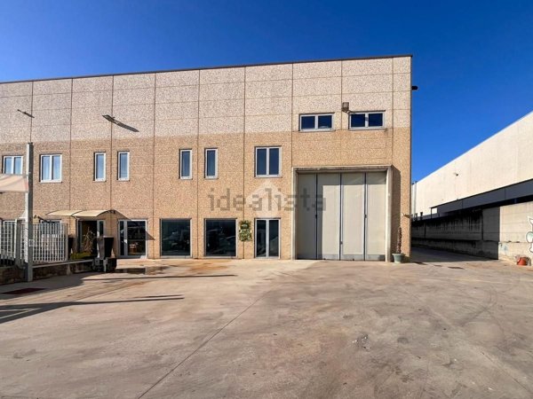 locale commerciale in affitto a Bedizzole in zona Piazza