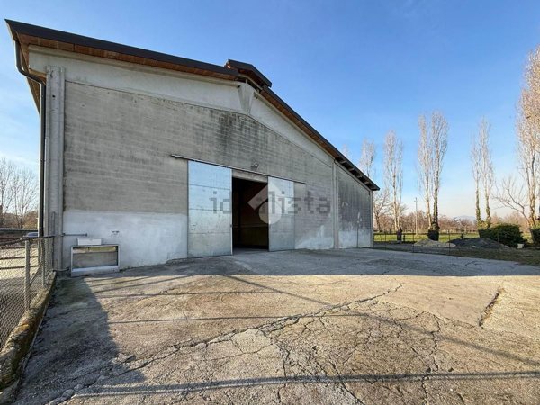 locale di sgombero in affitto a Bedizzole in zona Piazza