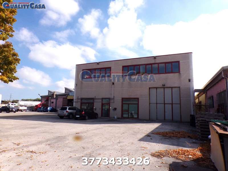 appartamento in affitto a Berzo Demo in zona Monte