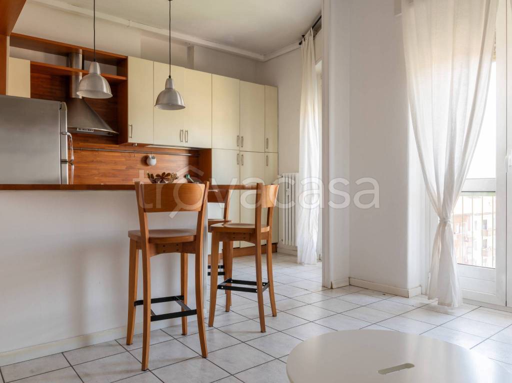 appartamento in affitto a Berzo Demo in zona Monte