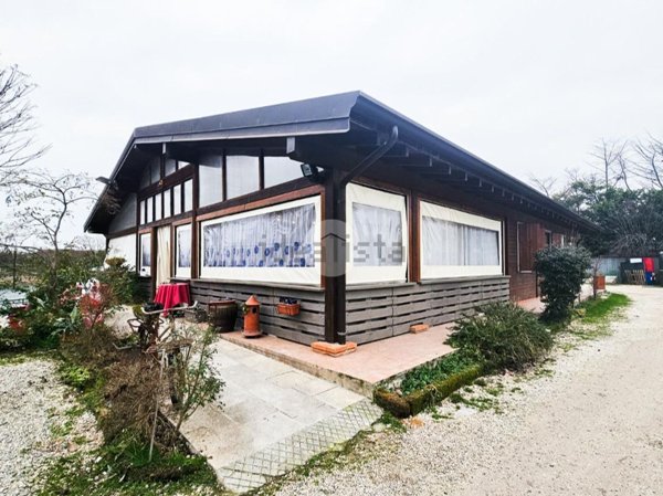 locale commerciale in affitto a Borgosatollo