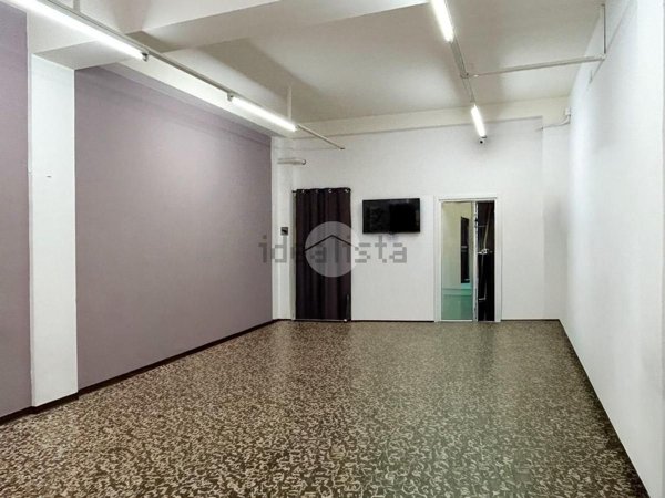locale commerciale in affitto a Borgosatollo