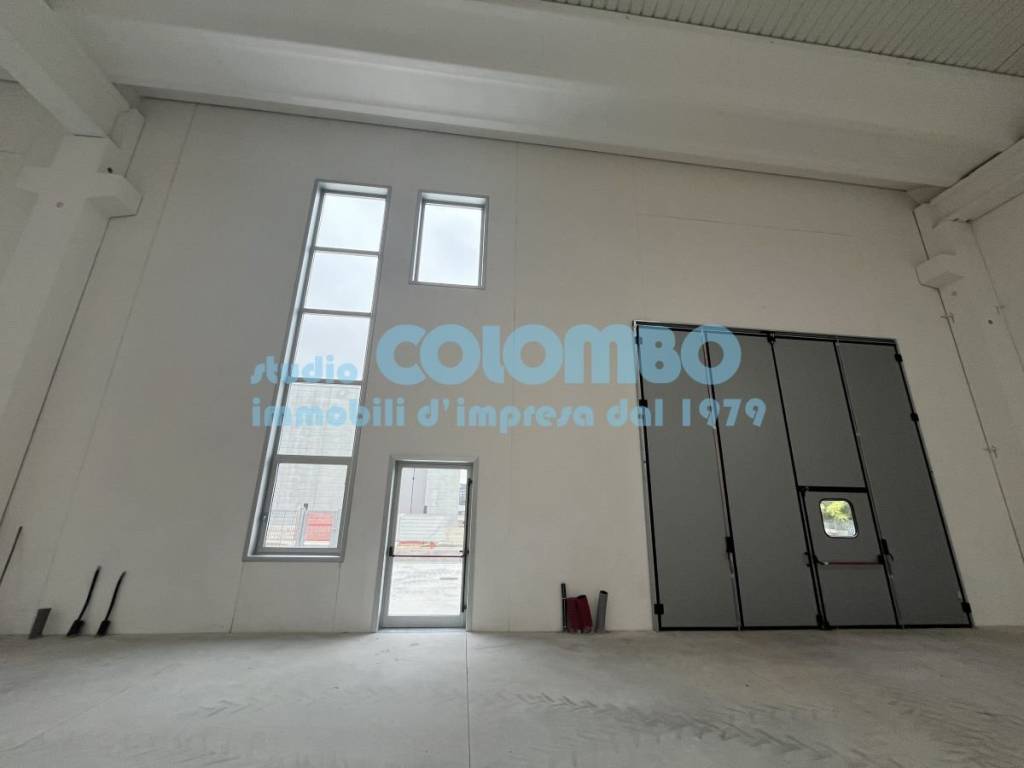 locale commerciale in affitto a Borgosatollo