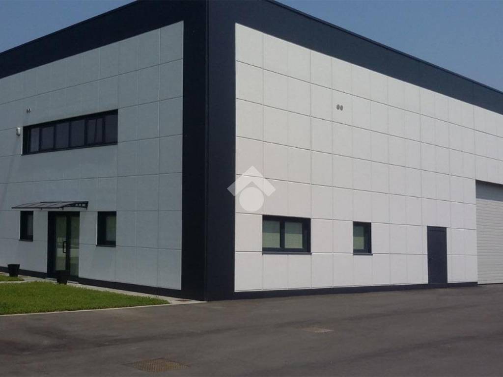 locale commerciale in affitto a Botticino