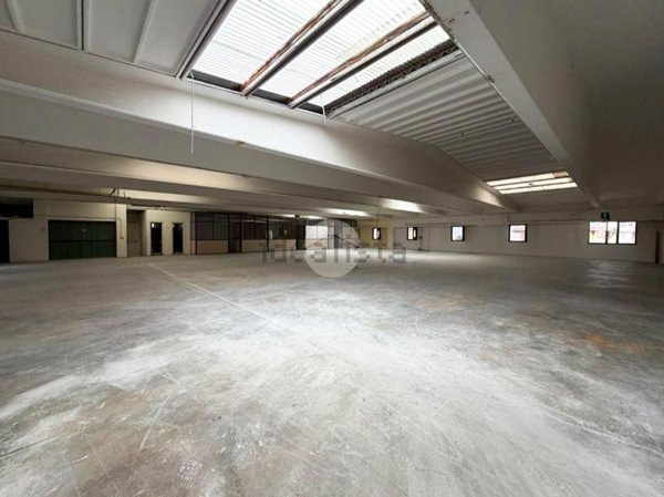 capannone in affitto a Botticino