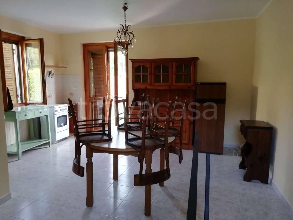 appartamento in affitto a Castagneto Po in zona Cimenasco