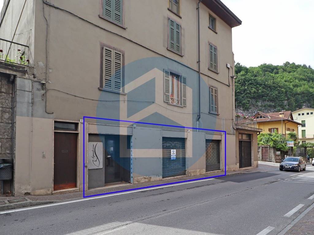 negozio in affitto a Breno