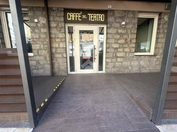 negozio in affitto a Breno