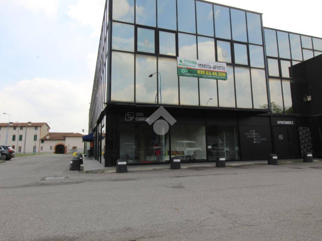 ufficio in affitto a Brescia in zona Chiusure