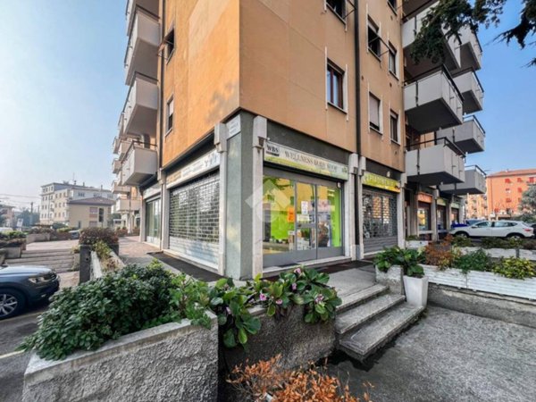 negozio in affitto a Brescia in zona Porta Venezia