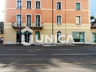negozio in affitto a Brescia