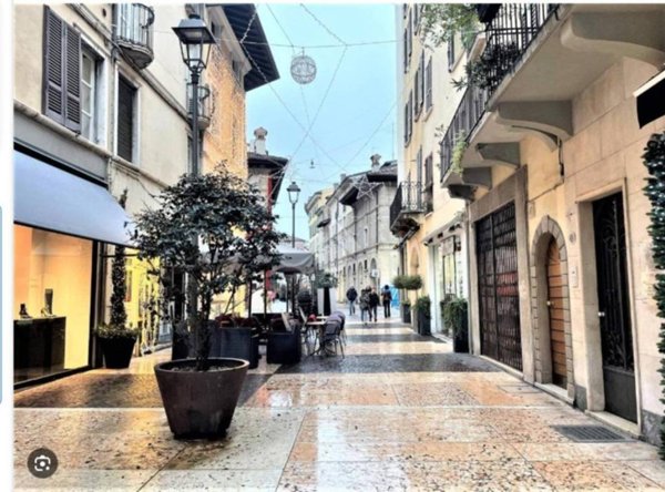 negozio in affitto a Brescia in zona Centro Storico