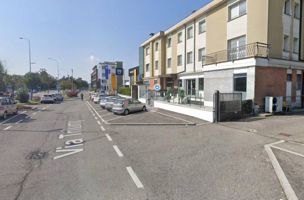 ufficio in affitto a Brescia in zona Casazza