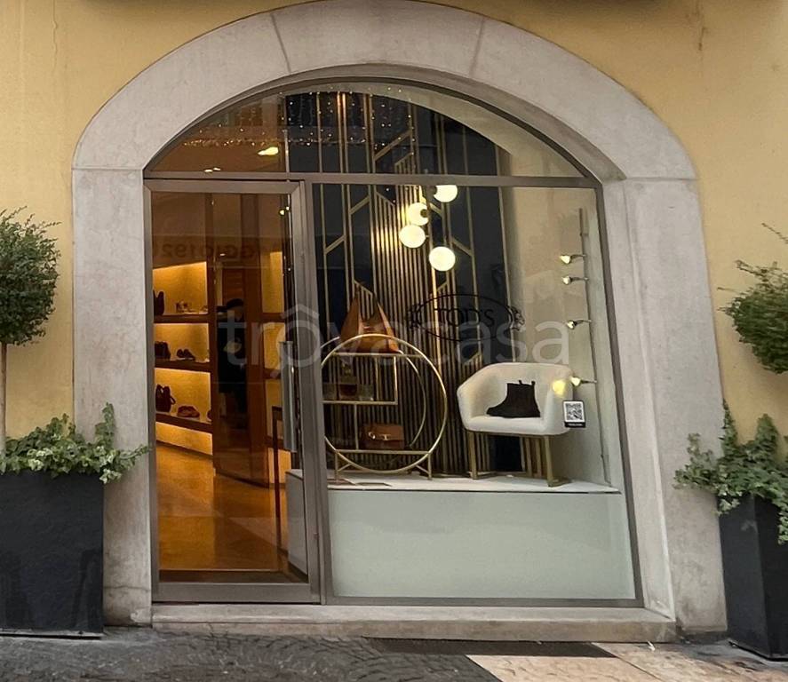 negozio in affitto a Brescia in zona Centro Storico