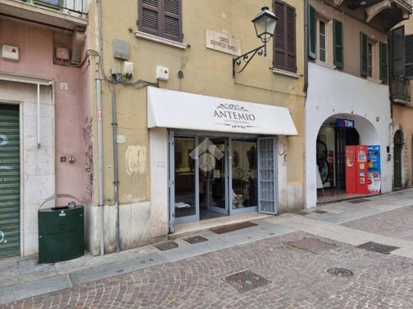 negozio in affitto a Brescia in zona Centro Storico