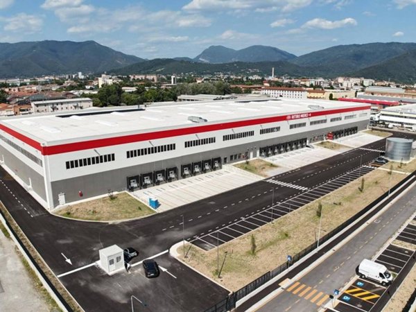 locale commerciale in affitto a Brescia in zona Mompiano