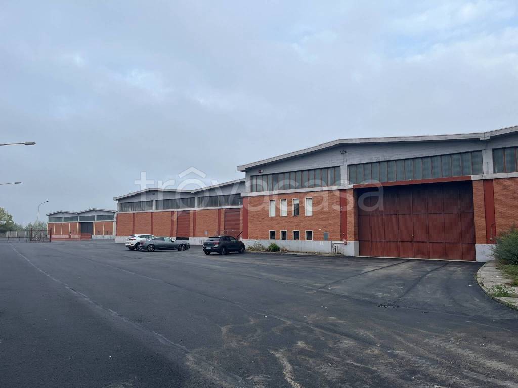 capannone in affitto a Brescia in zona Don Bosco