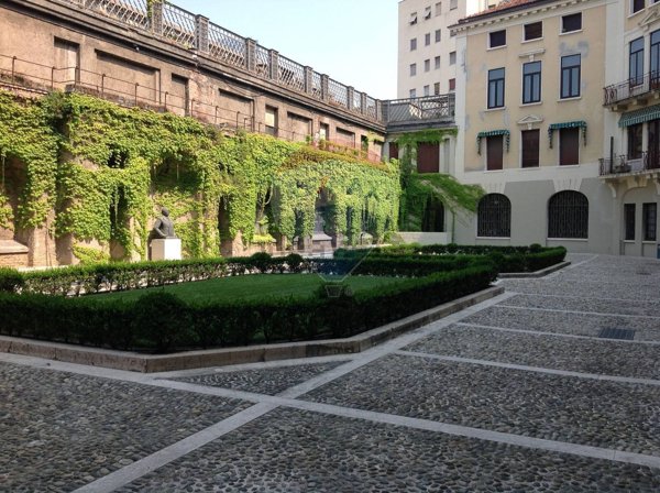 ufficio in affitto a Brescia in zona Centro Storico