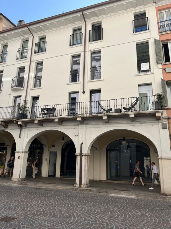 negozio in affitto a Brescia in zona Centro Storico
