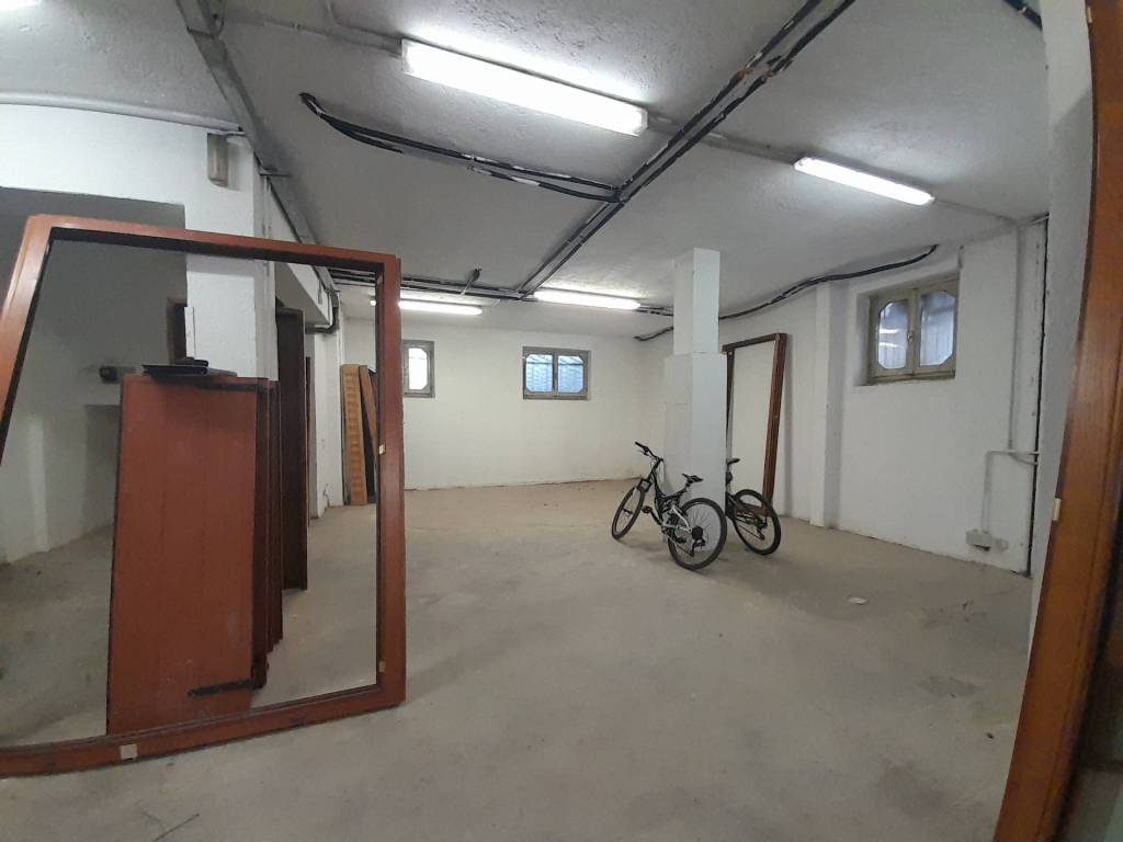 locale commerciale in affitto a Brescia in zona Chiusure