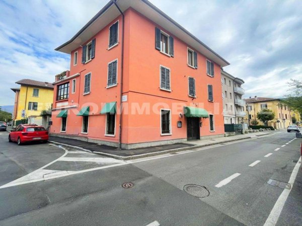 negozio in affitto a Brescia in zona Villaggio Prealpino
