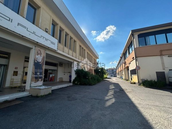 capannone in affitto a Brescia