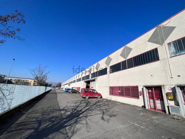 capannone in affitto a Brescia in zona Quartiere Primo Maggio