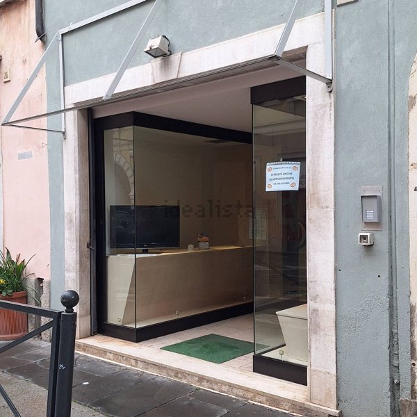 negozio in affitto a Brescia