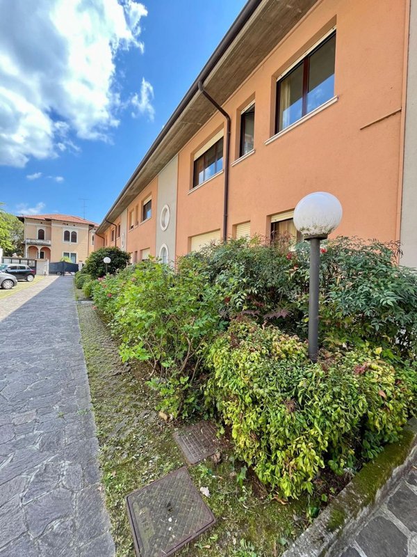appartamento in affitto a Brescia in zona Borgo Trento