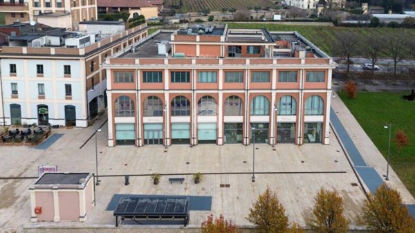 negozio in affitto a Brescia in zona Porta Venezia