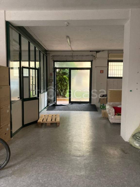 negozio in affitto a Brescia