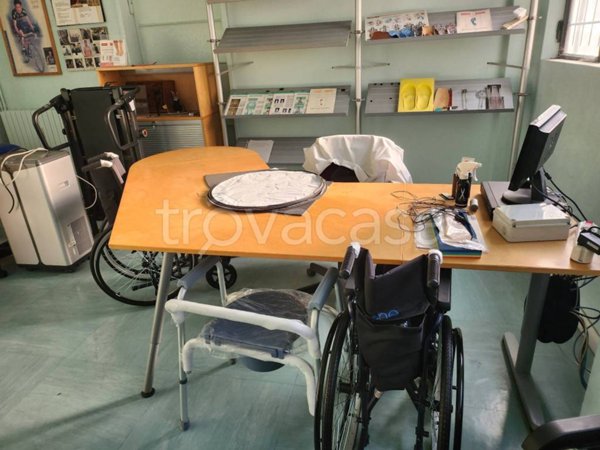 negozio in affitto a Brescia