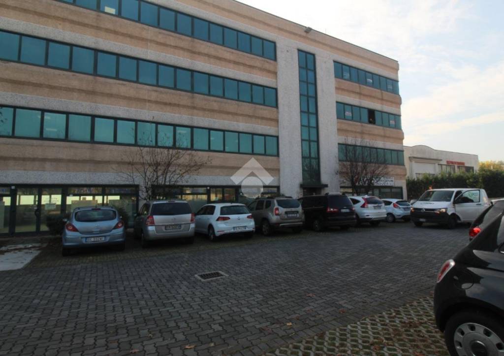 ufficio in affitto a Brescia in zona Fornaci