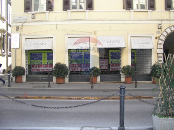 trivano in affitto a Brescia in zona Centro Storico