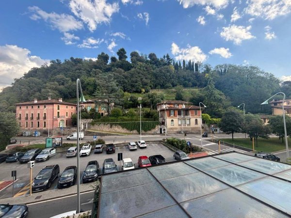 appartamento in affitto a Brescia in zona Villaggio Prealpino