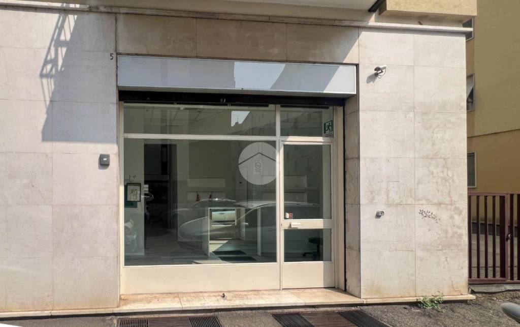 negozio in affitto a Brescia