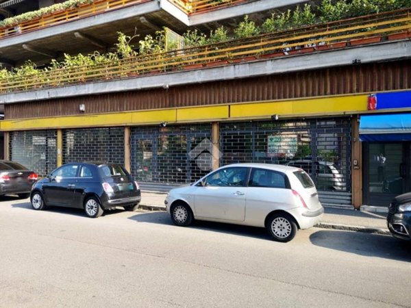 negozio in affitto a Brescia in zona Crocifissa di Rosa