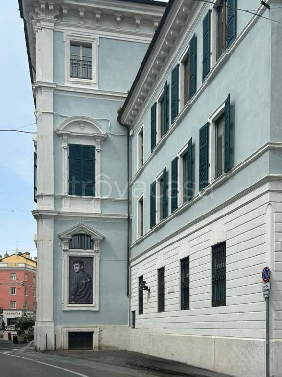 negozio in affitto a Brescia in zona Centro Storico