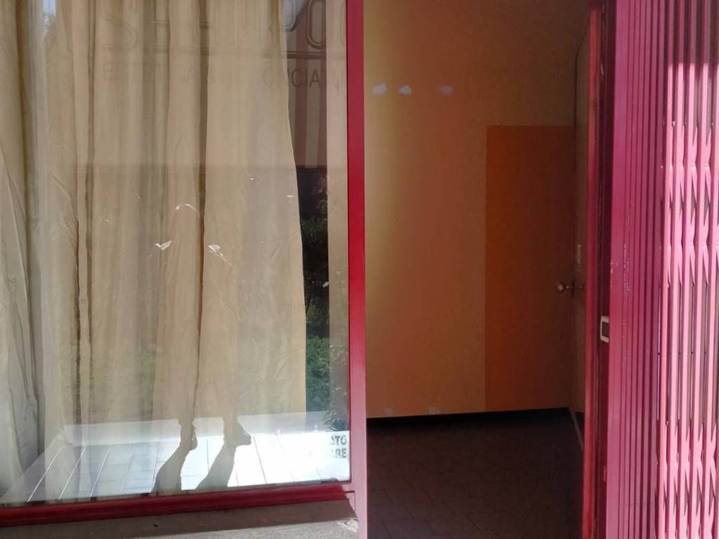 negozio in affitto a Brescia in zona Chiusure