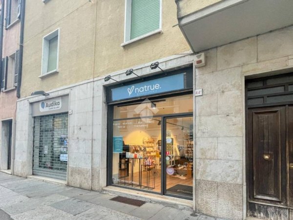 negozio in affitto a Brescia in zona Centro Storico