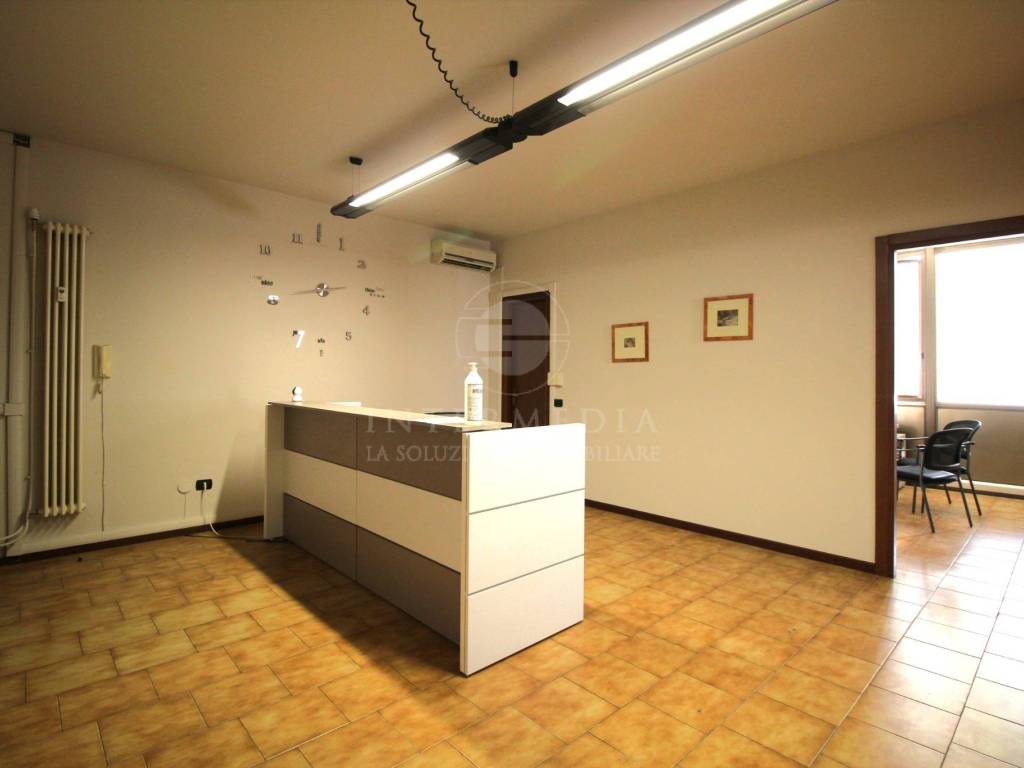 ufficio in affitto a Brescia in zona Volta
