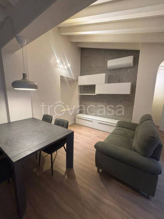 appartamento in affitto a Brescia in zona Centro Storico