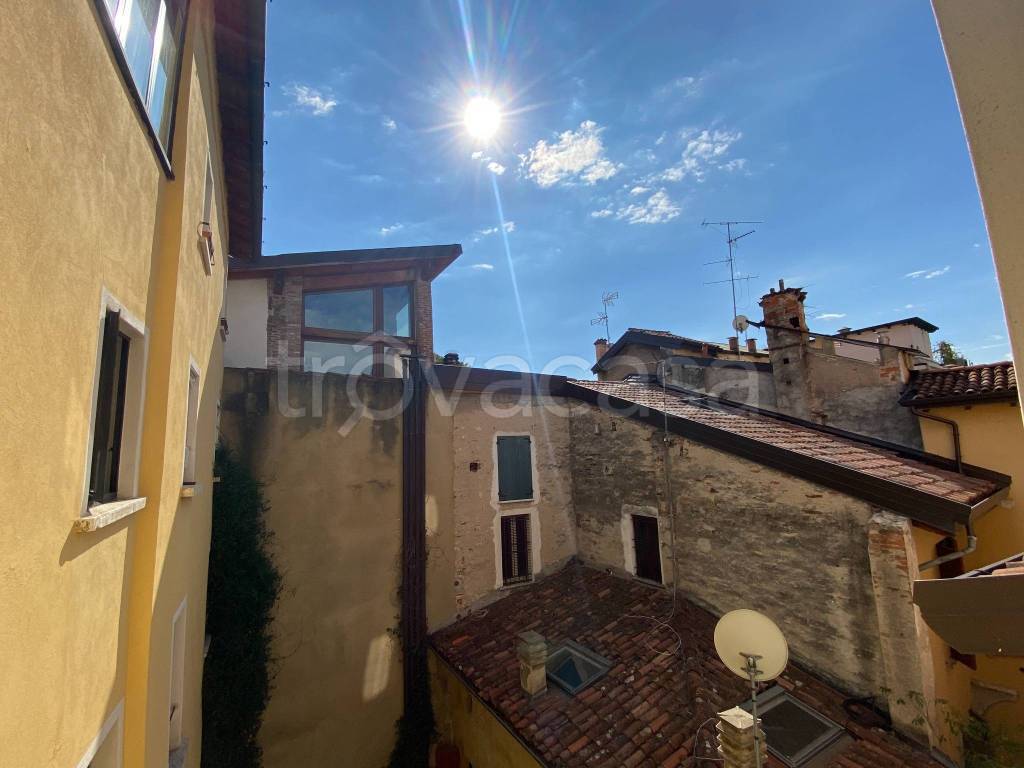 appartamento in affitto a Brescia