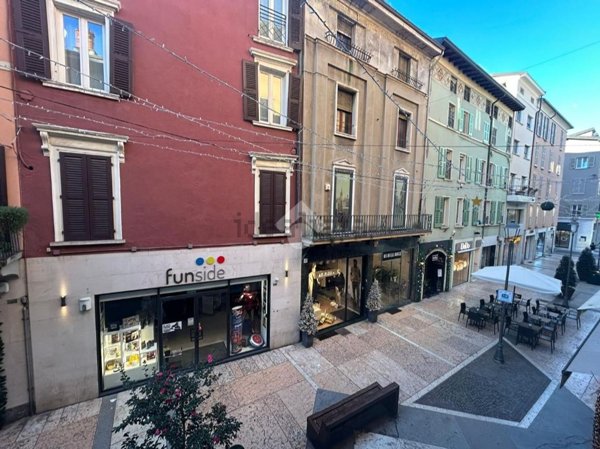 negozio in affitto a Brescia in zona Centro Storico