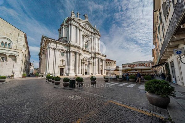 negozio in affitto a Brescia