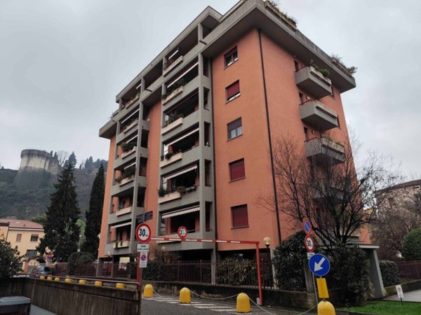 appartamento in affitto a Brescia in zona Crocifissa di Rosa
