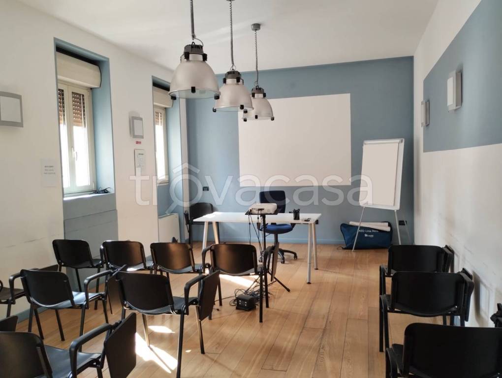 ufficio in affitto a Brescia in zona Volta