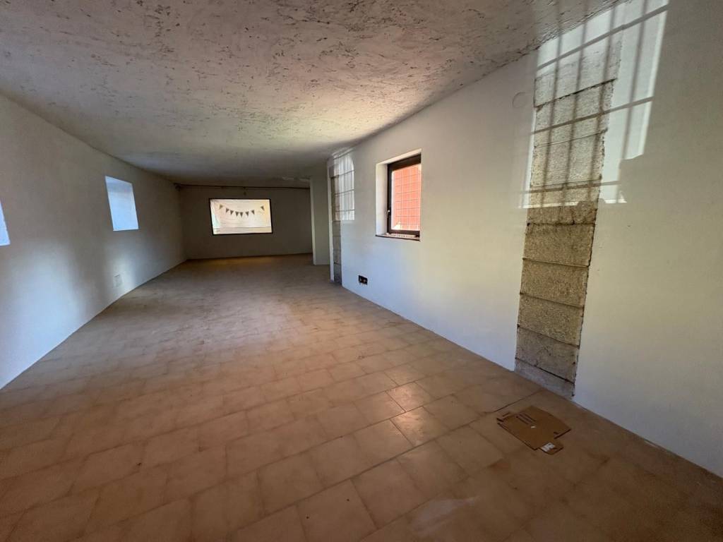 negozio in affitto a Brescia in zona Borgo Trento