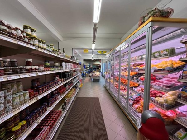 negozio in affitto a Brescia in zona Chiusure