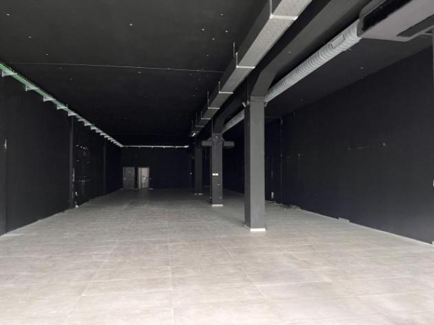 negozio in affitto a Brescia in zona Centro Storico